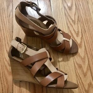 Size 8 Classic Brown Franco Sarto Wedges